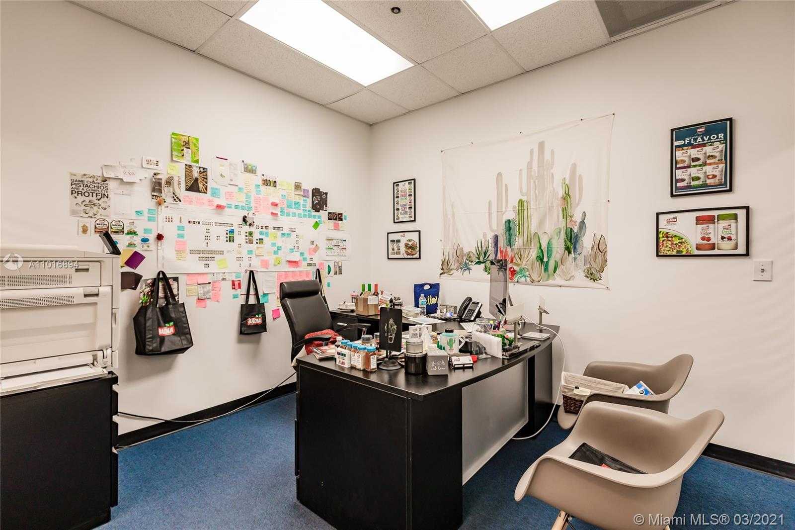 Small Image of 9880 NORTH WEST 25TH ST, Doral Number 14