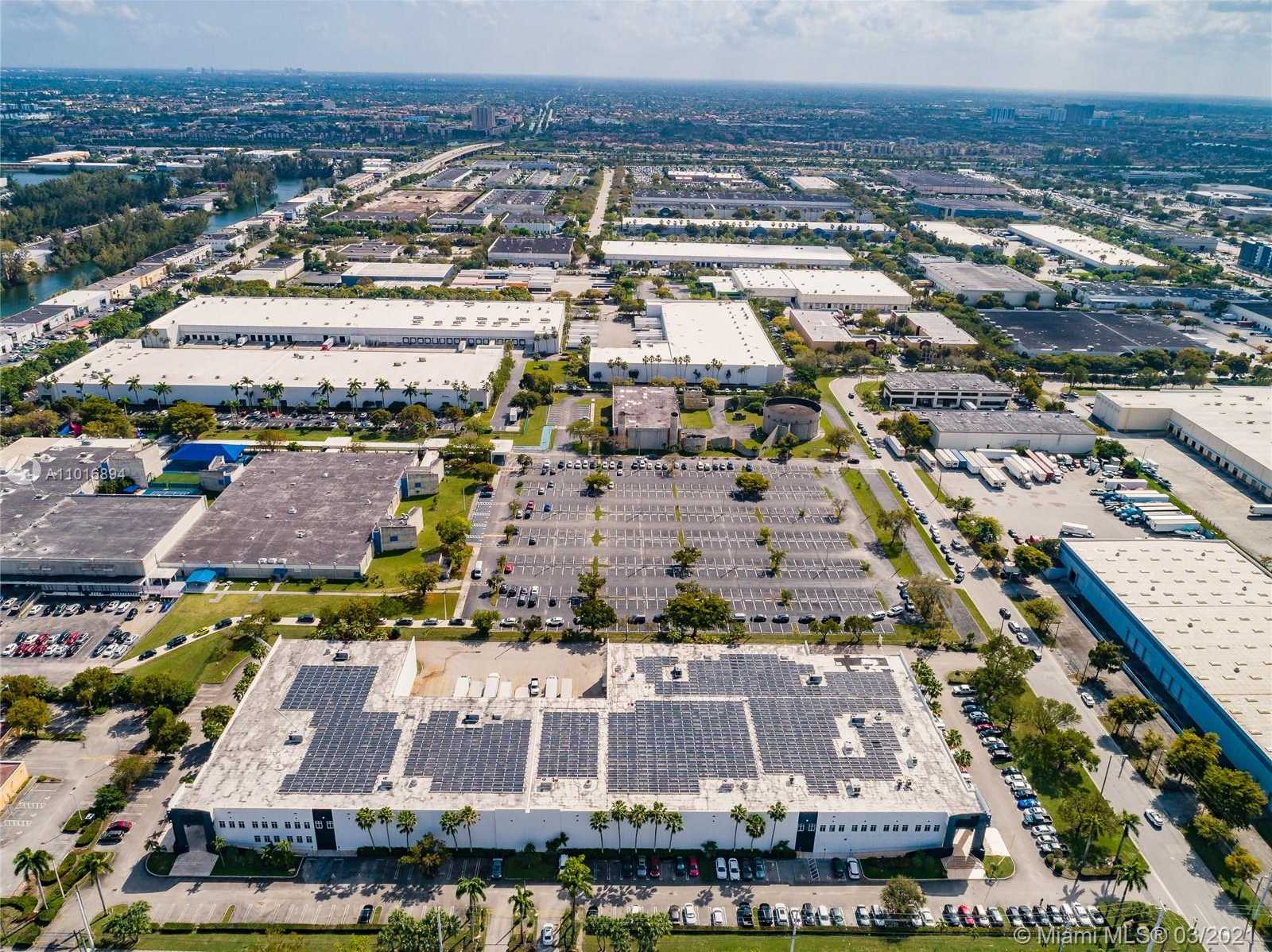 Small Image of 9880 NORTH WEST 25TH ST, Doral Number 18