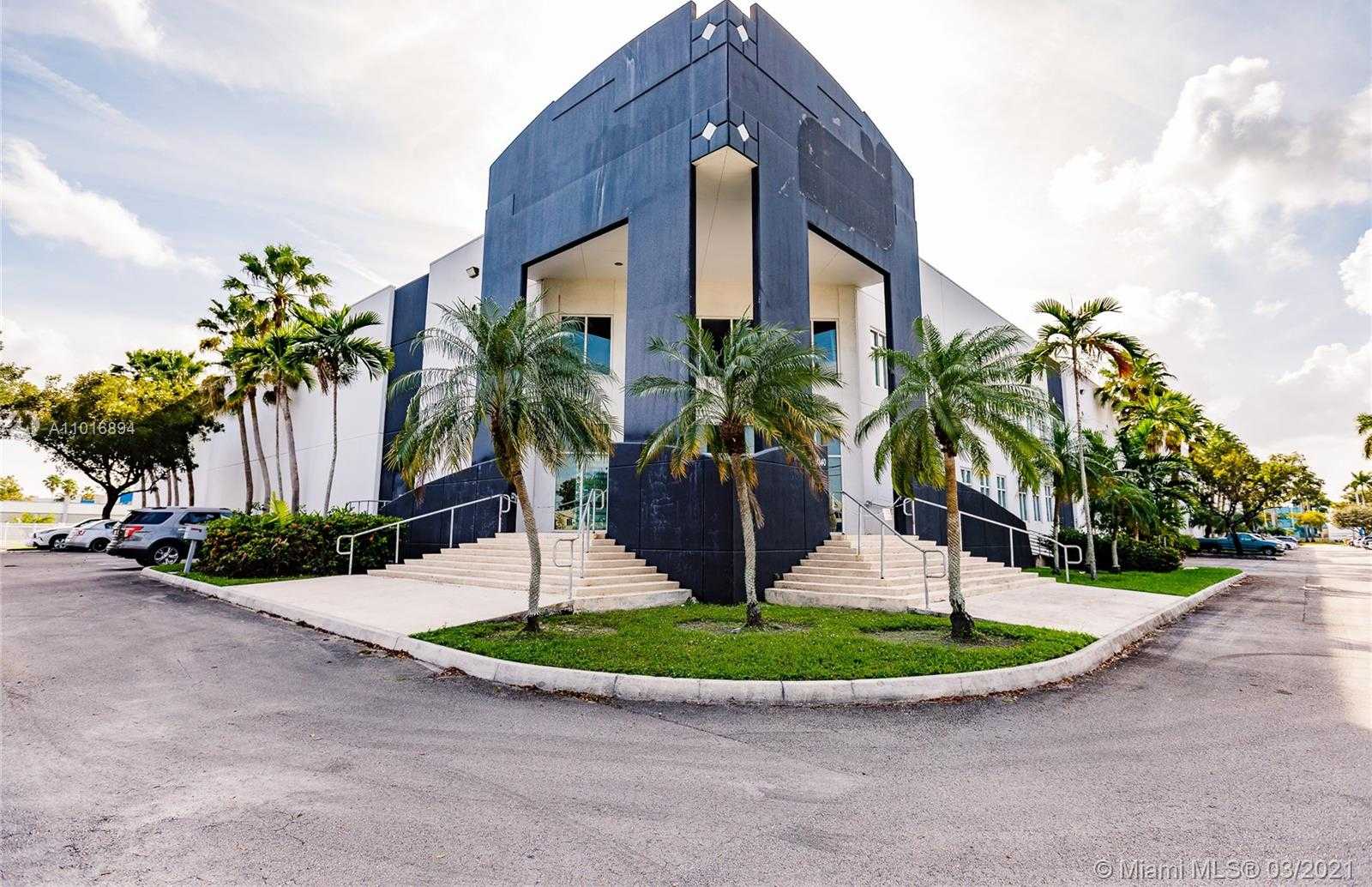 Small Image of 9880 NORTH WEST 25TH ST, Doral Number 2
