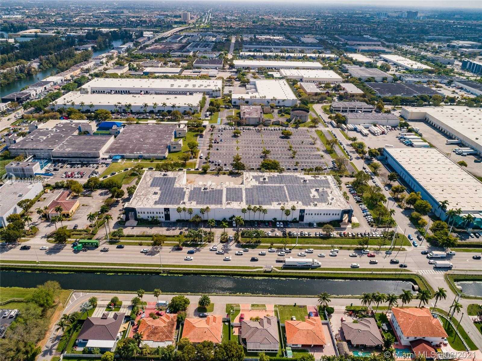 Small Image of 9880 NORTH WEST 25TH ST, Doral Number 20