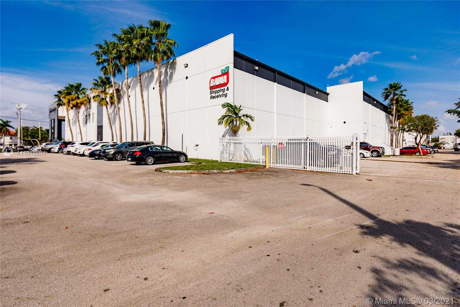 Small Image of 9880 NORTH WEST 25TH ST, Doral Number 3