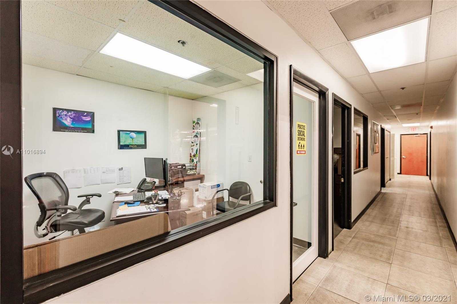Small Image of 9880 NORTH WEST 25TH ST, Doral Number 8