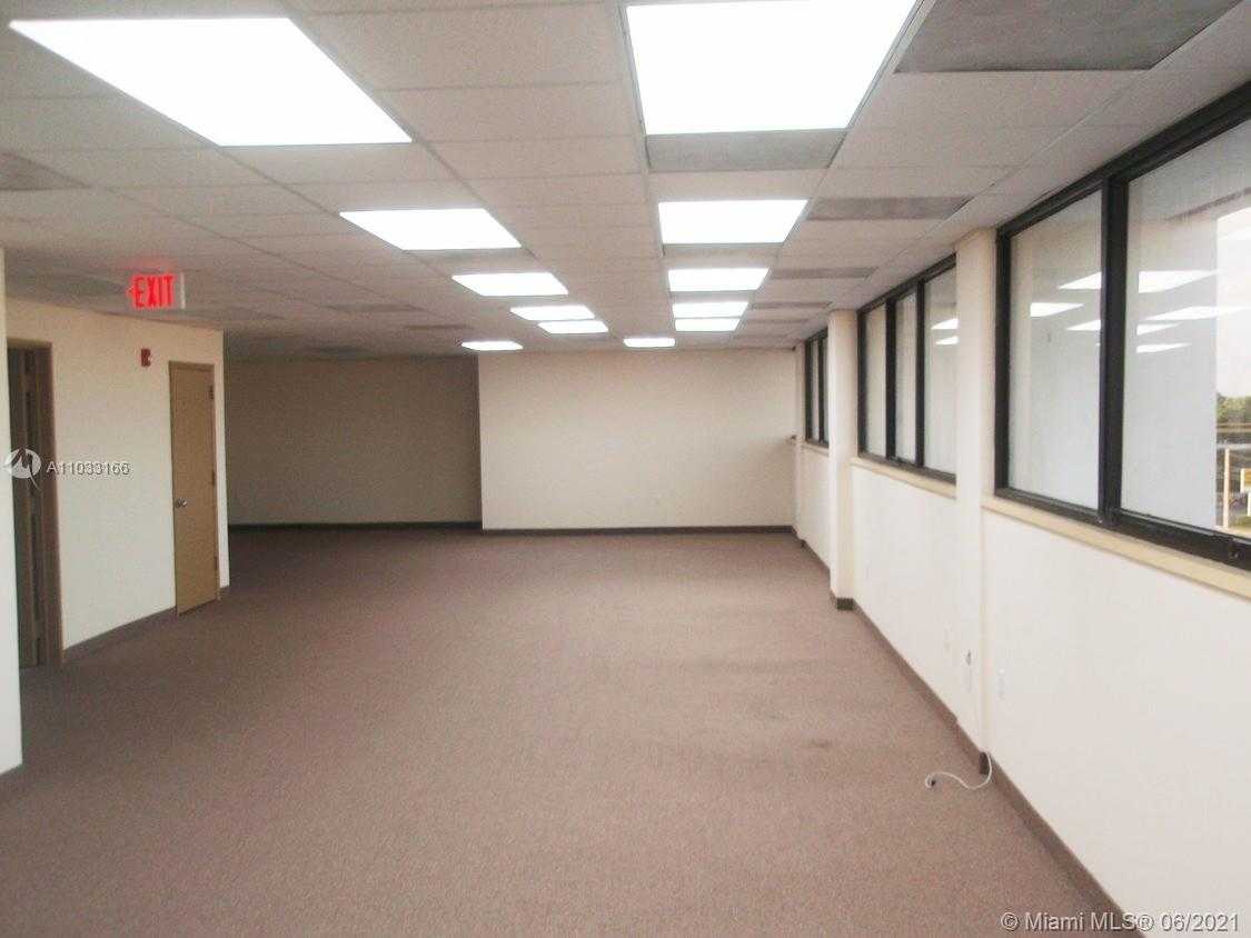 Small Image of 351 SOUTH CYPRESS RD #210M, Pompano Beach Number 13
