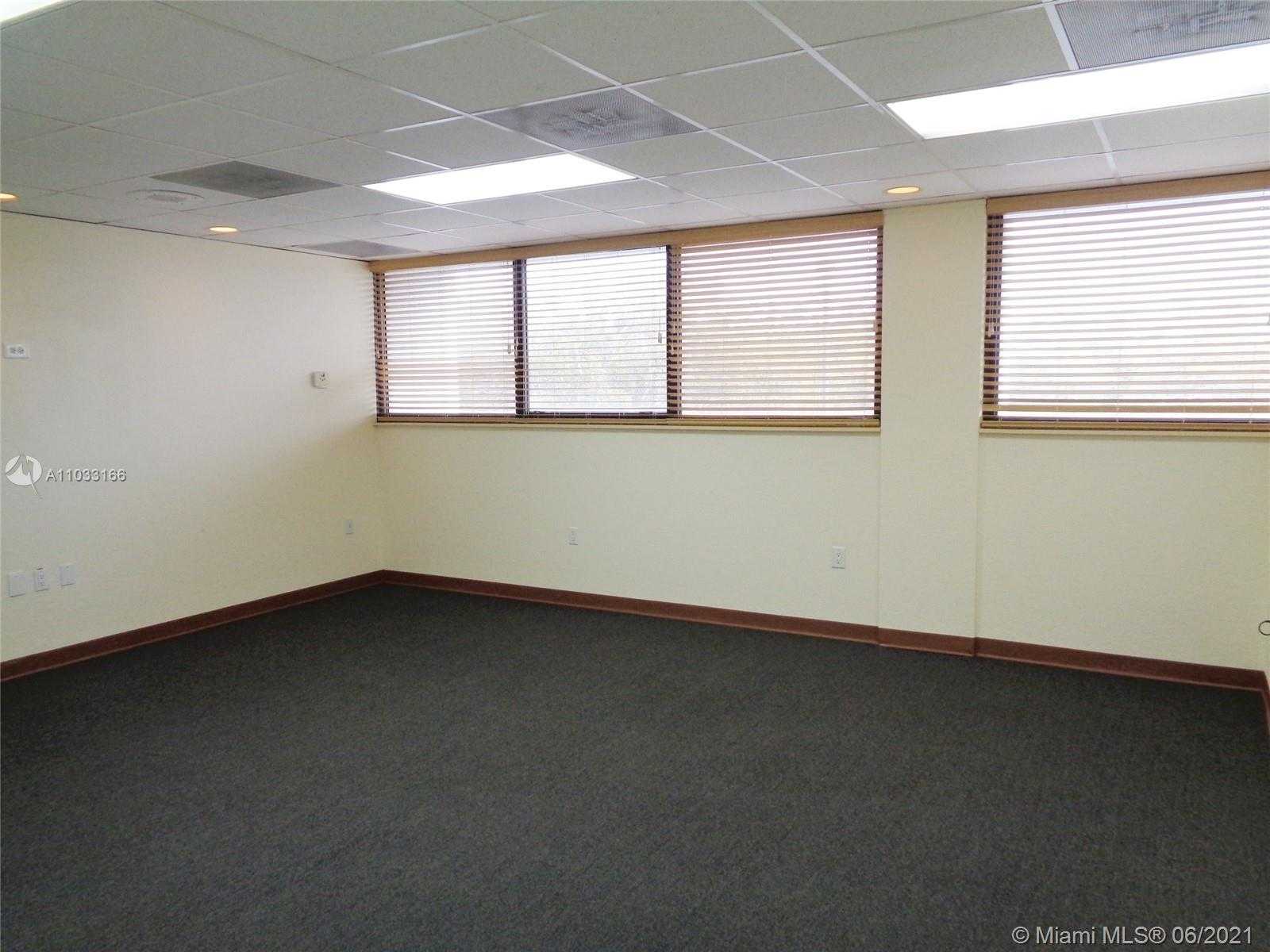 Small Image of 351 SOUTH CYPRESS RD #210M, Pompano Beach Number 15