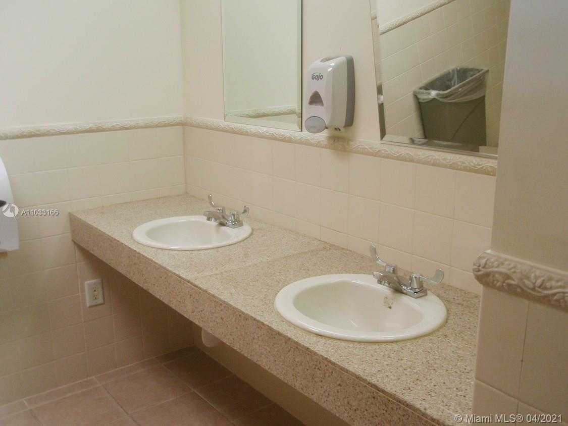Small Image of 351 SOUTH CYPRESS RD #210M, Pompano Beach Number 16