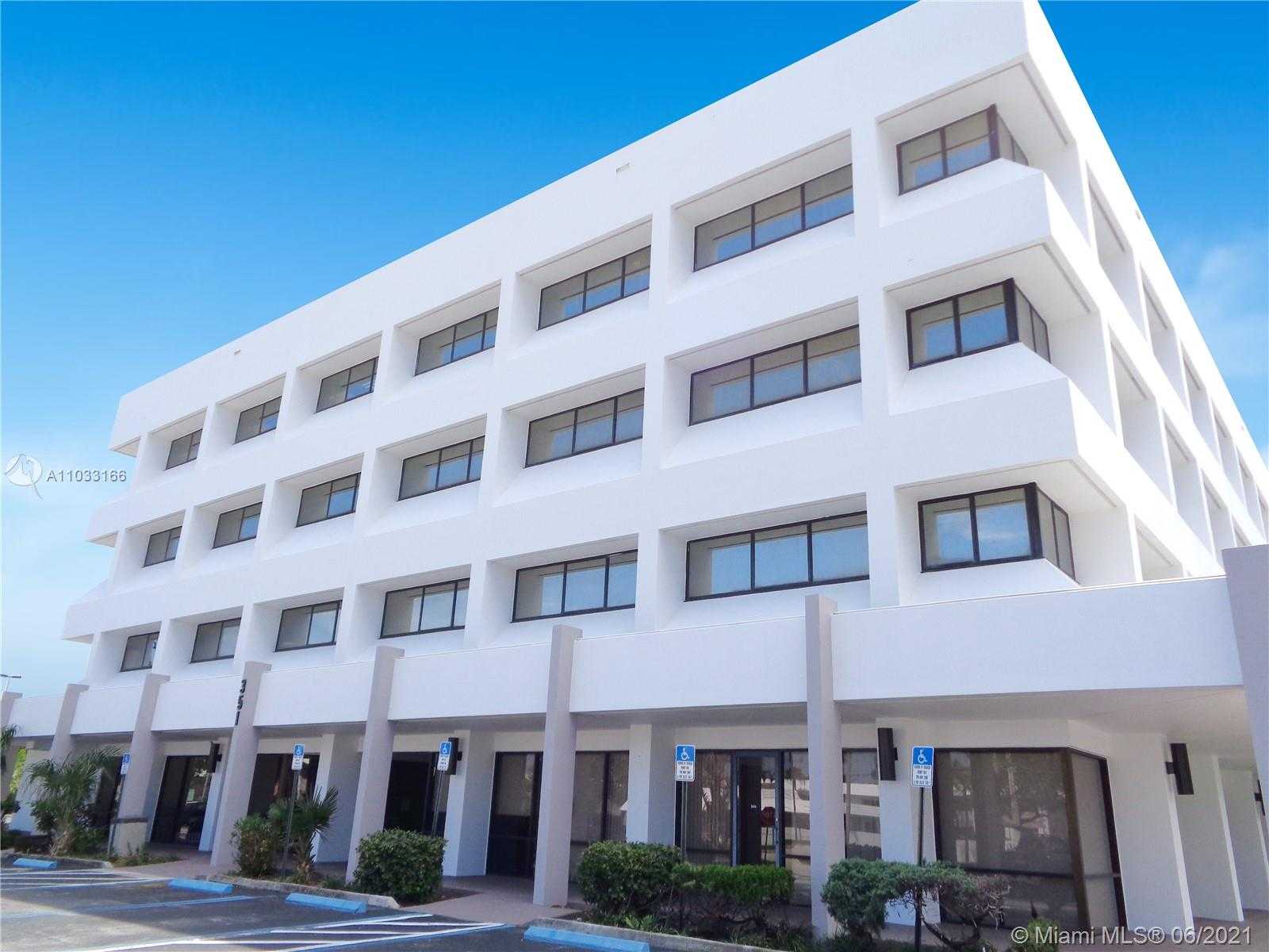 Small Image of 351 SOUTH CYPRESS RD #210M, Pompano Beach Number 3