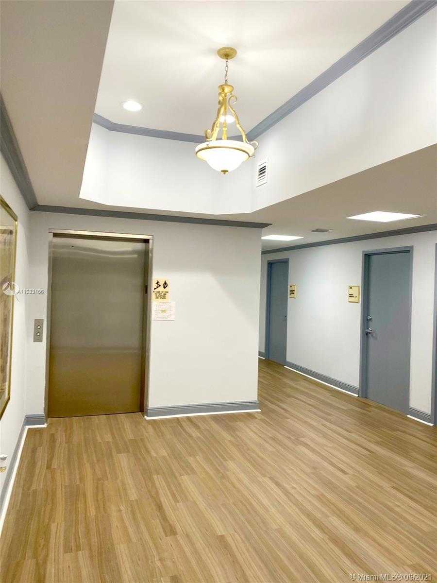 Small Image of 351 SOUTH CYPRESS RD #210M, Pompano Beach Number 8