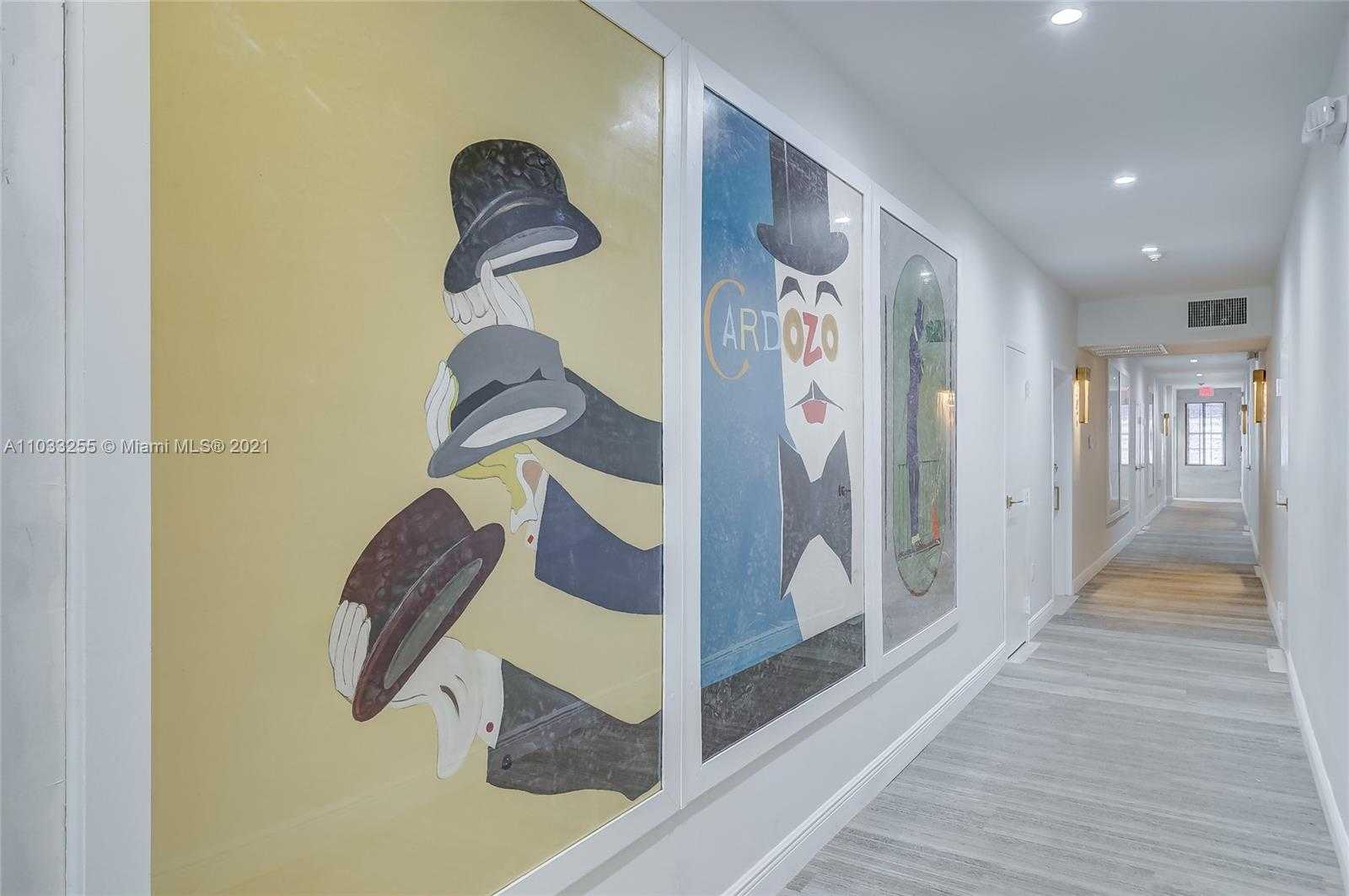 Small Image of 820 OCEAN DR, Miami Beach Number 24