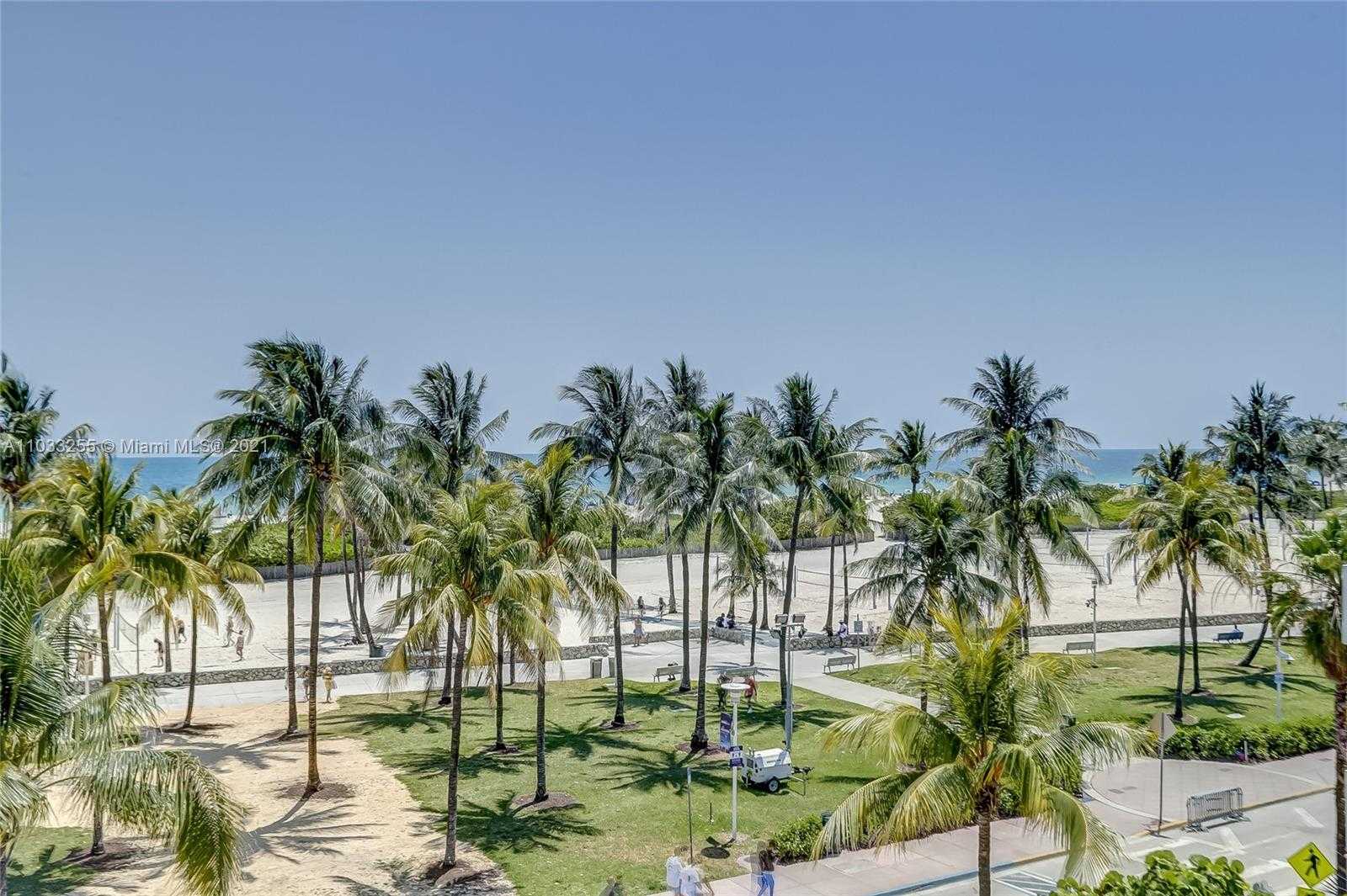 Small Image of 820 OCEAN DR, Miami Beach Number 26