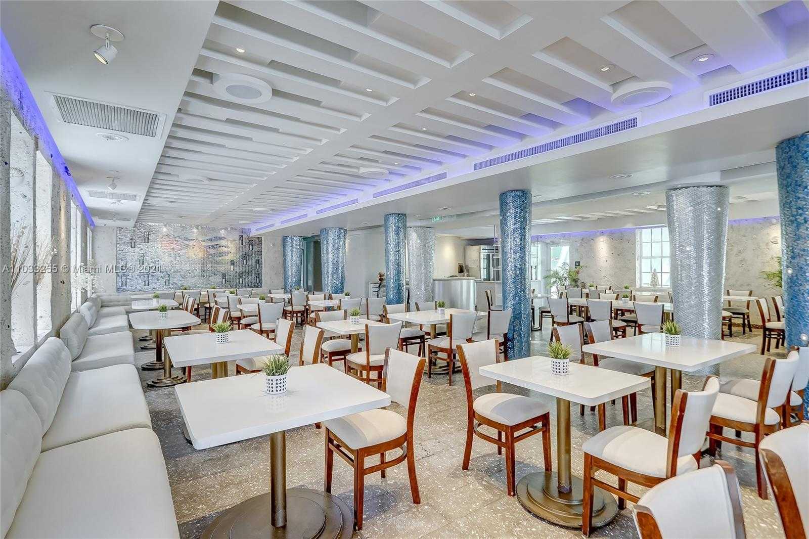 Small Image of 820 OCEAN DR, Miami Beach Number 7