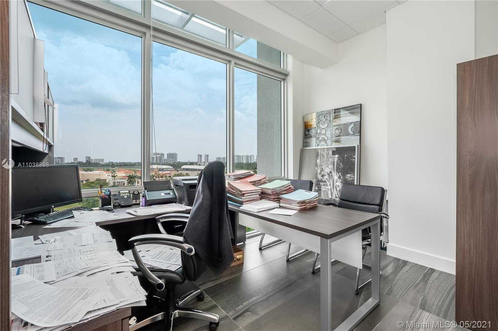 Small Image of 800 SOUTH EAST 4TH AVE #806, Hallandale Beach Number 3