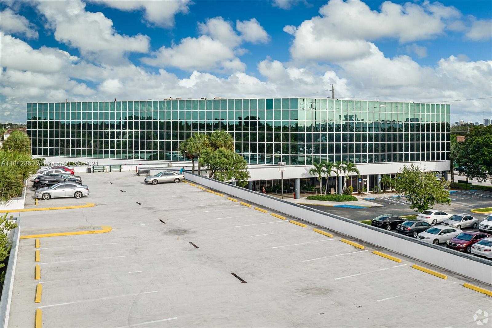 Small Image of 2701 WEST OAKLAND PARK BLVD #310, Oakland Park Number 2