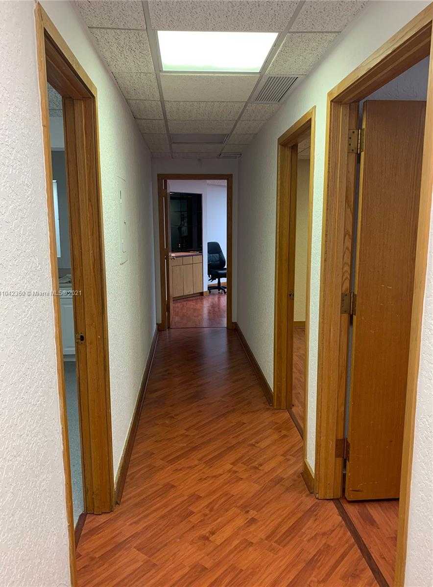 Small Image of 2701 WEST OAKLAND PARK BLVD #310, Oakland Park Number 6
