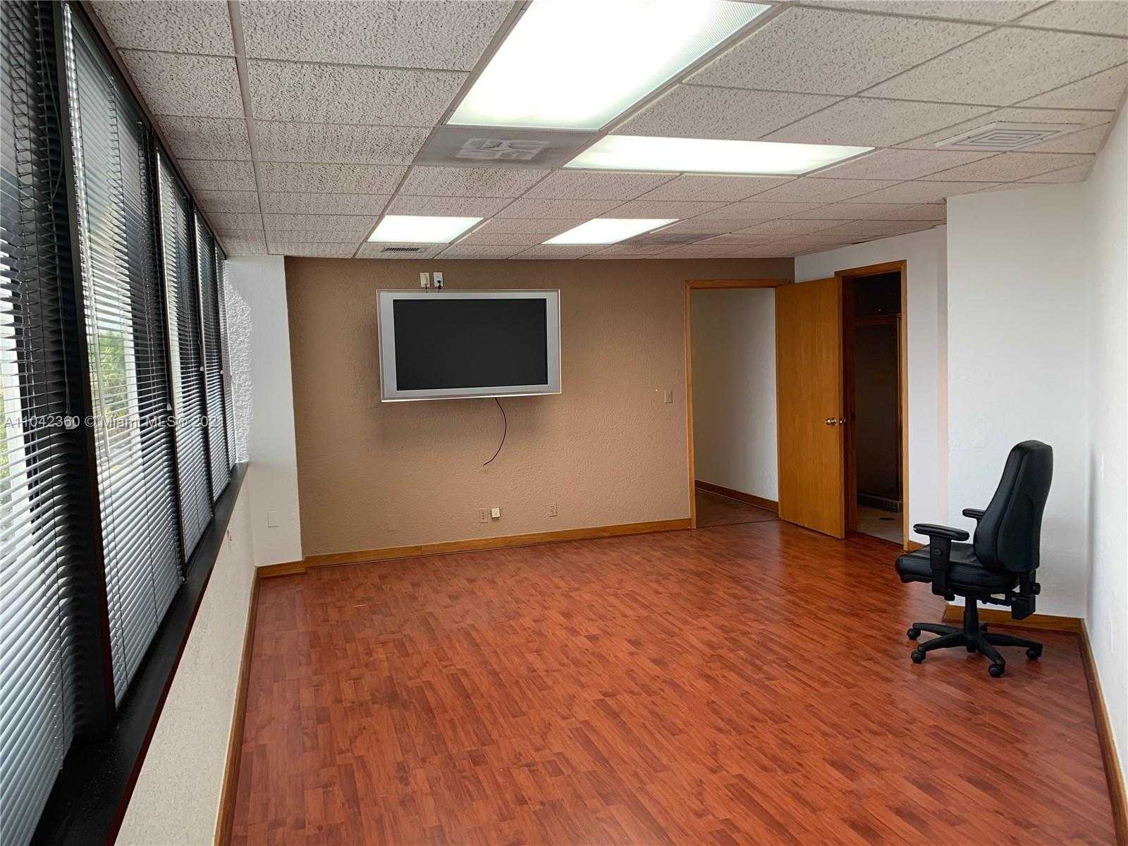 Small Image of 2701 WEST OAKLAND PARK BLVD #310, Oakland Park Number 7