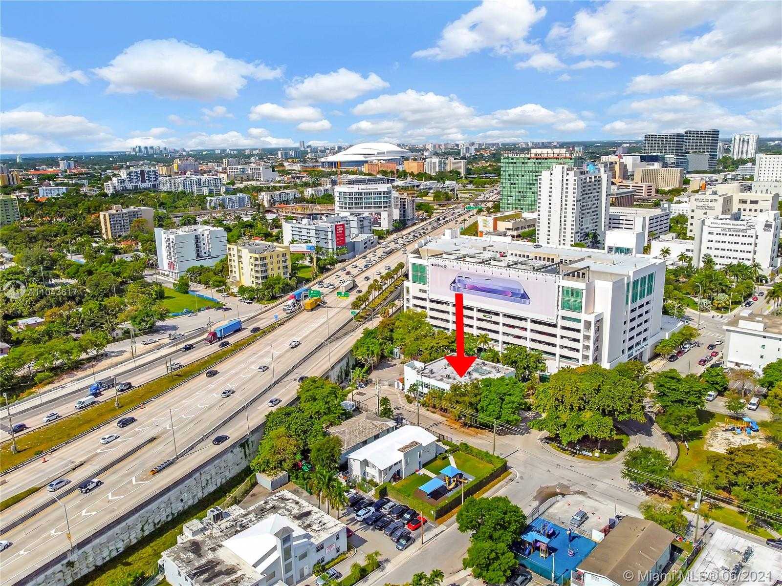 Small Image of 800 NORTH WEST 15TH ST, Miami Number 9