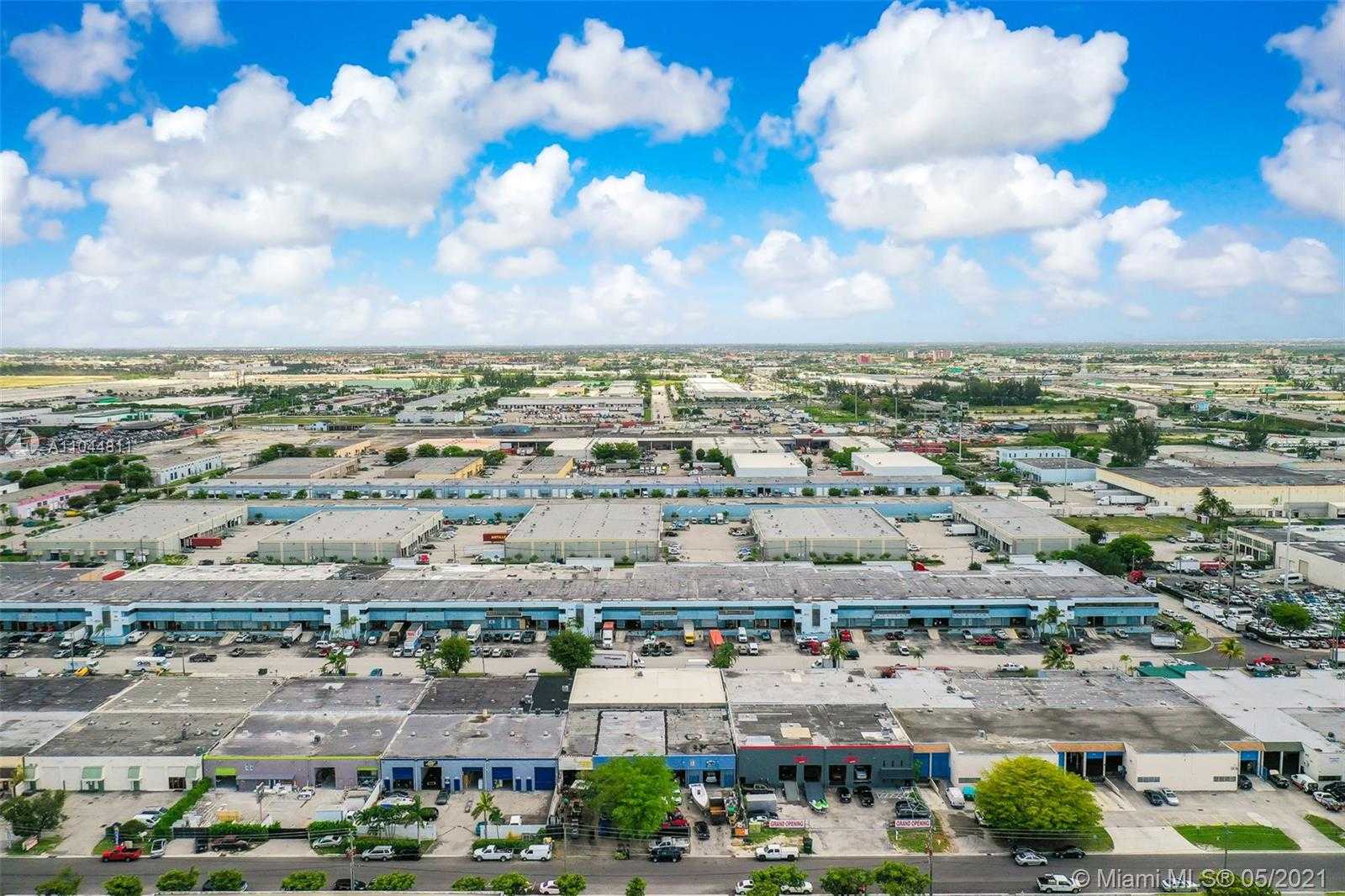Small Image of 8027 NORTH WEST 66TH ST, Miami Number 11