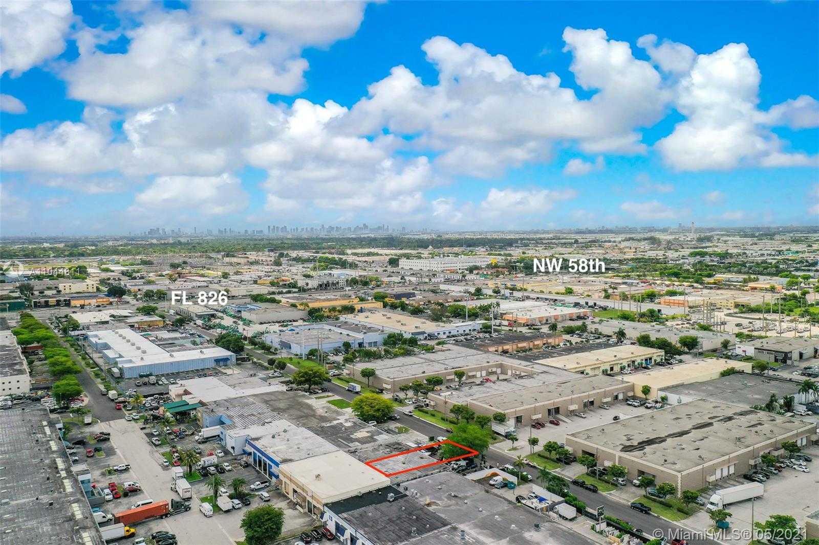 Small Image of 8027 NORTH WEST 66TH ST, Miami Number 15
