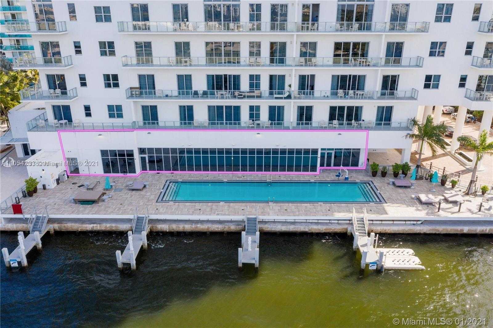 Small Image of 4010 S Ocean Dr, Hollywood, FL 33019, USA Number 8