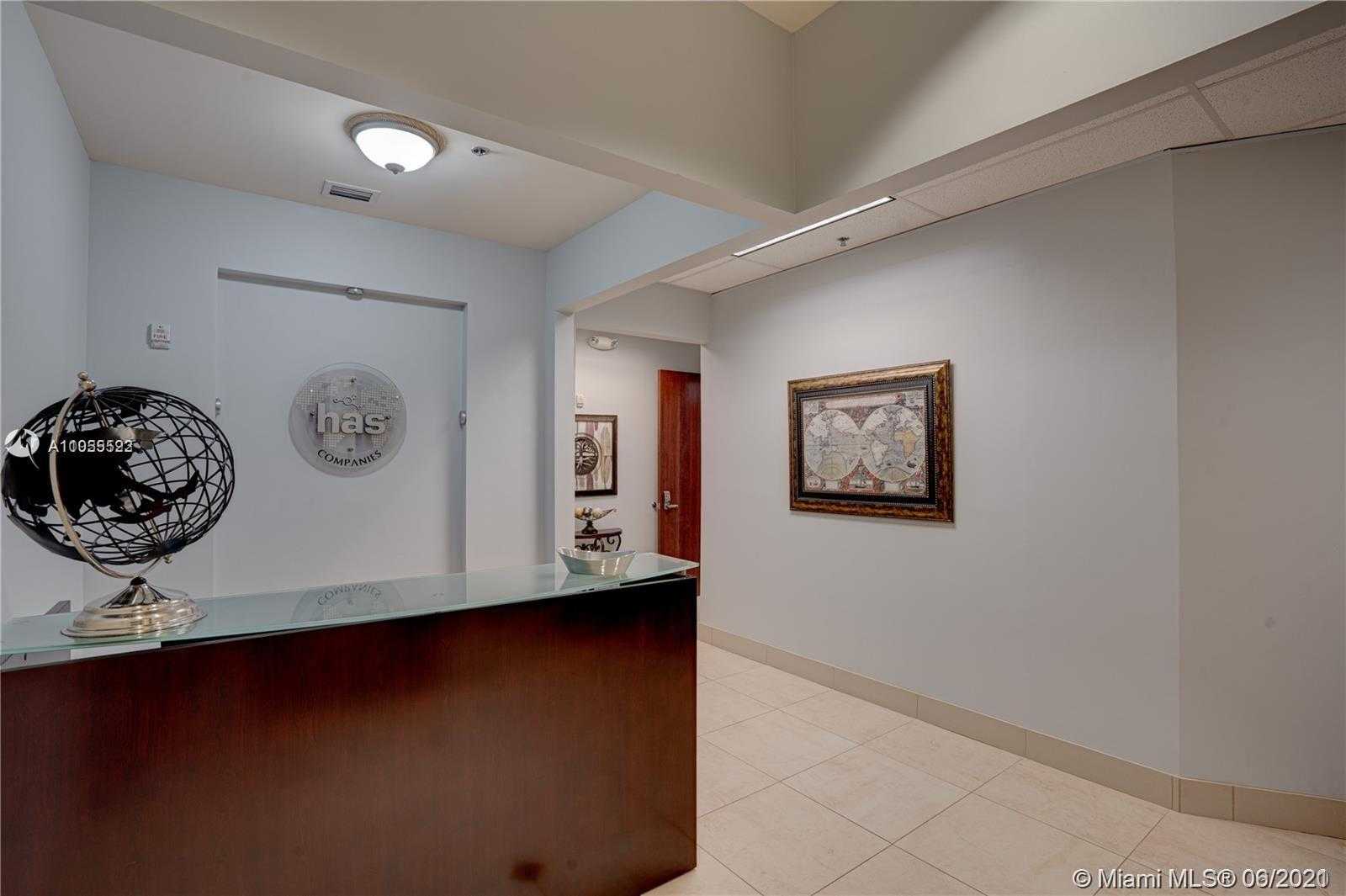 Small Image of 2893 EXECUTIVE PARK DR #204, Weston Number 16