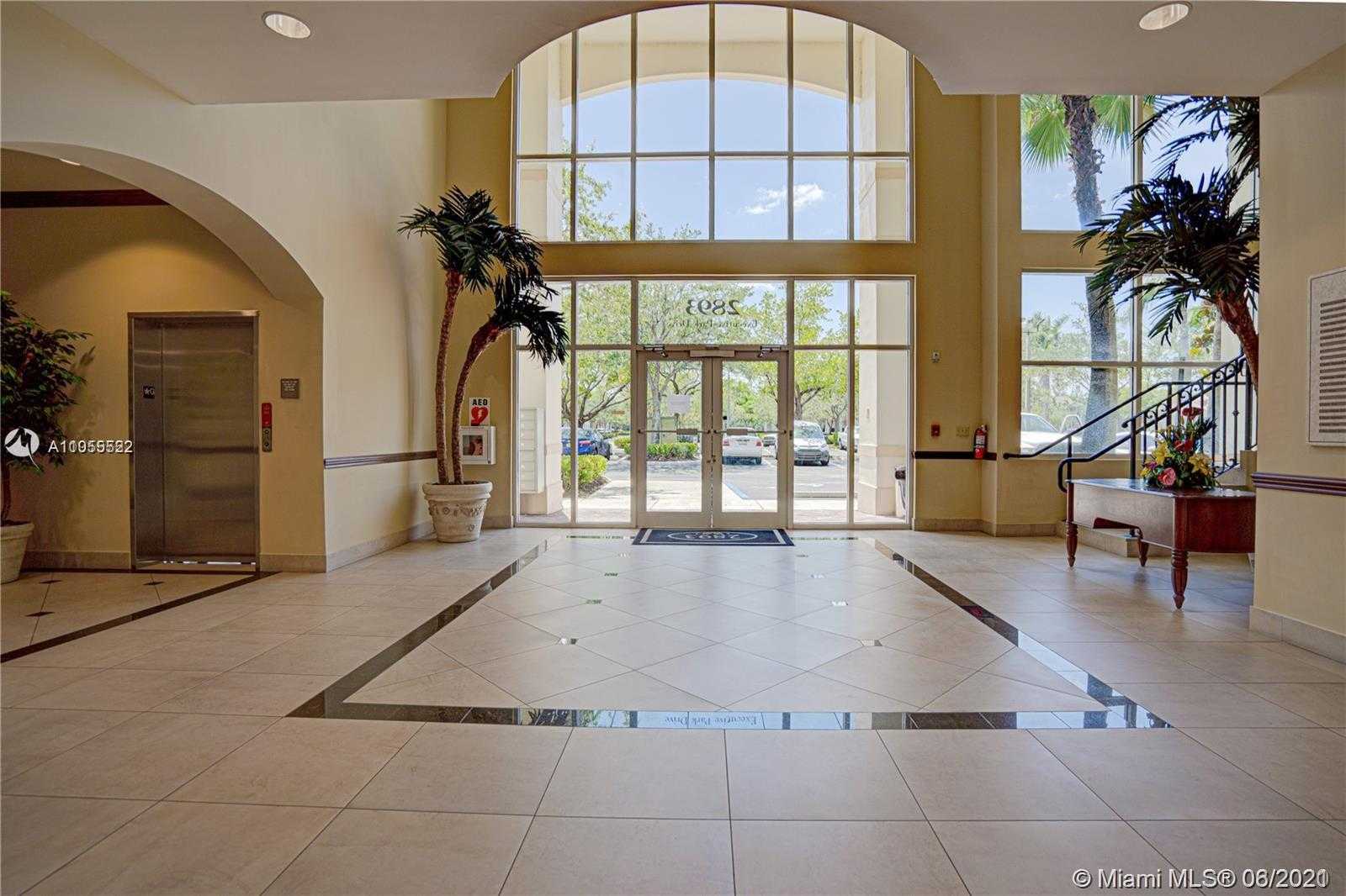 Small Image of 2893 EXECUTIVE PARK DR #204, Weston Number 2