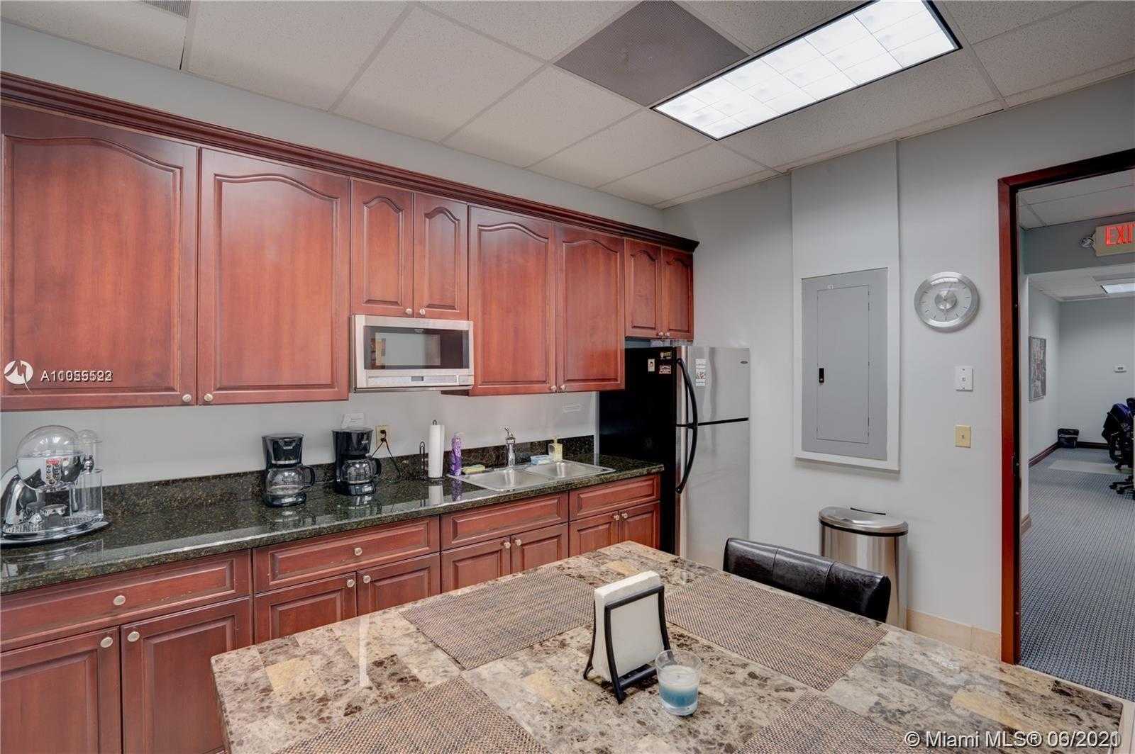 Small Image of 2893 EXECUTIVE PARK DR #204, Weston Number 20