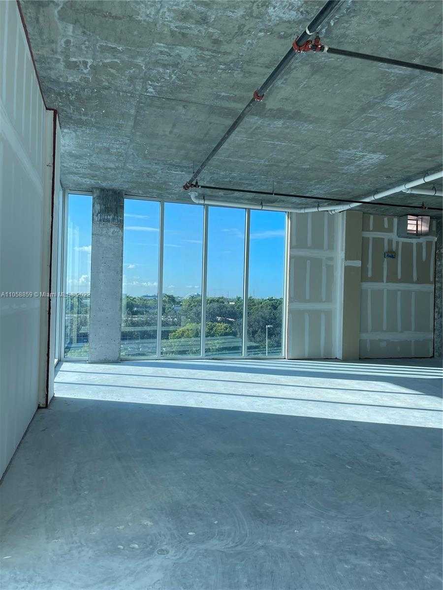 Small Image of 10450 NORTH WEST 33RD ST #308, Doral Number 14