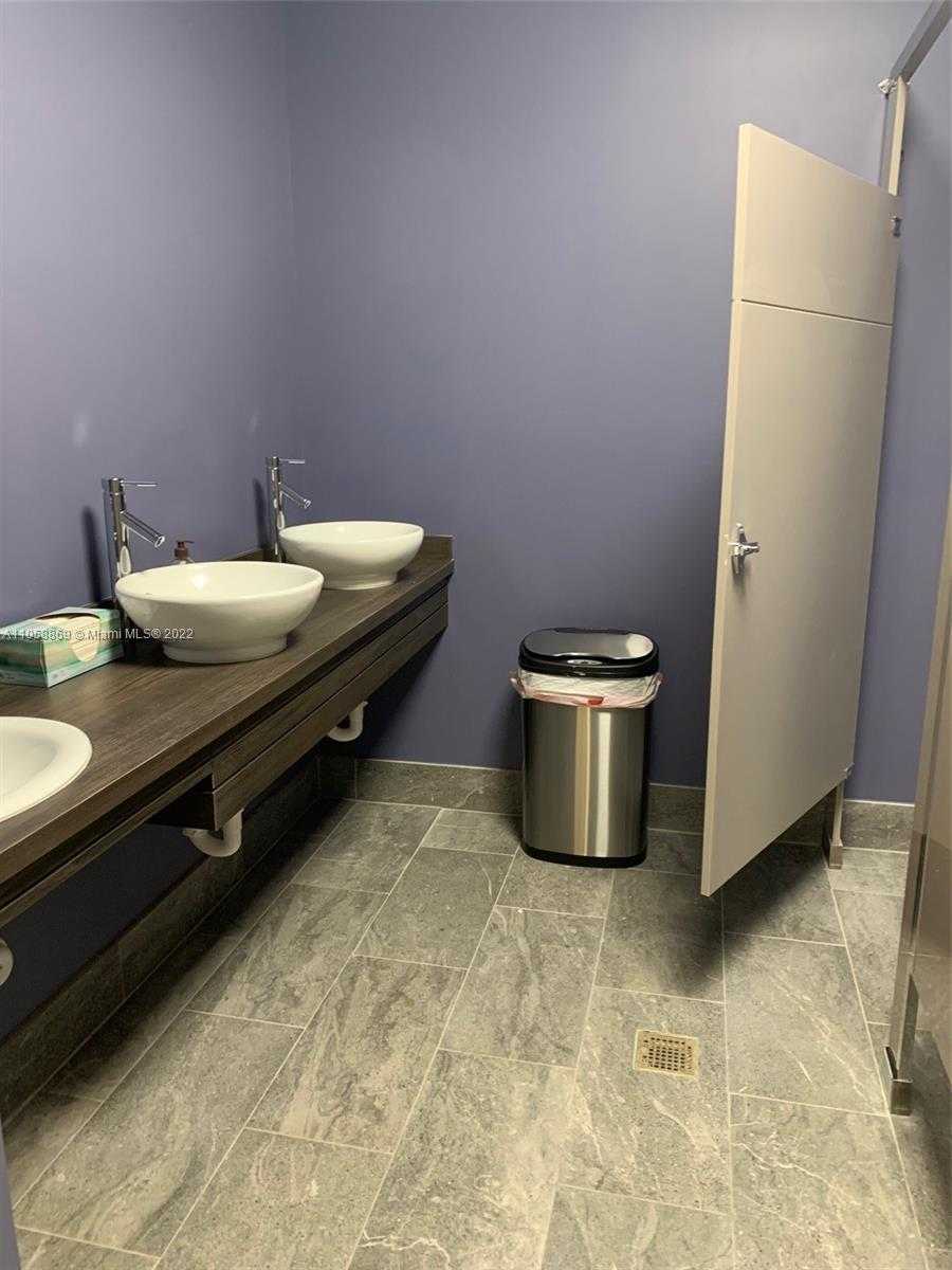 Small Image of 10450 NORTH WEST 33RD ST #405, Doral Number 17