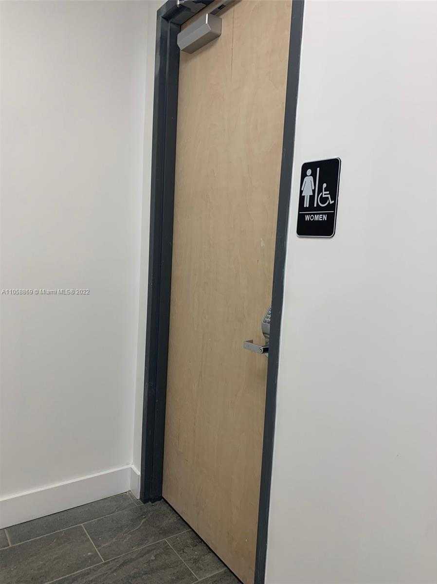Small Image of 10450 NORTH WEST 33RD ST #405, Doral Number 19