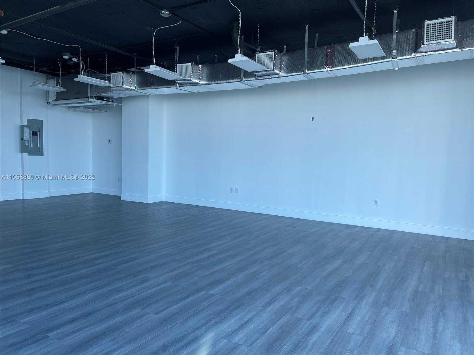 Small Image of 10450 NORTH WEST 33RD ST #405, Doral Number 2