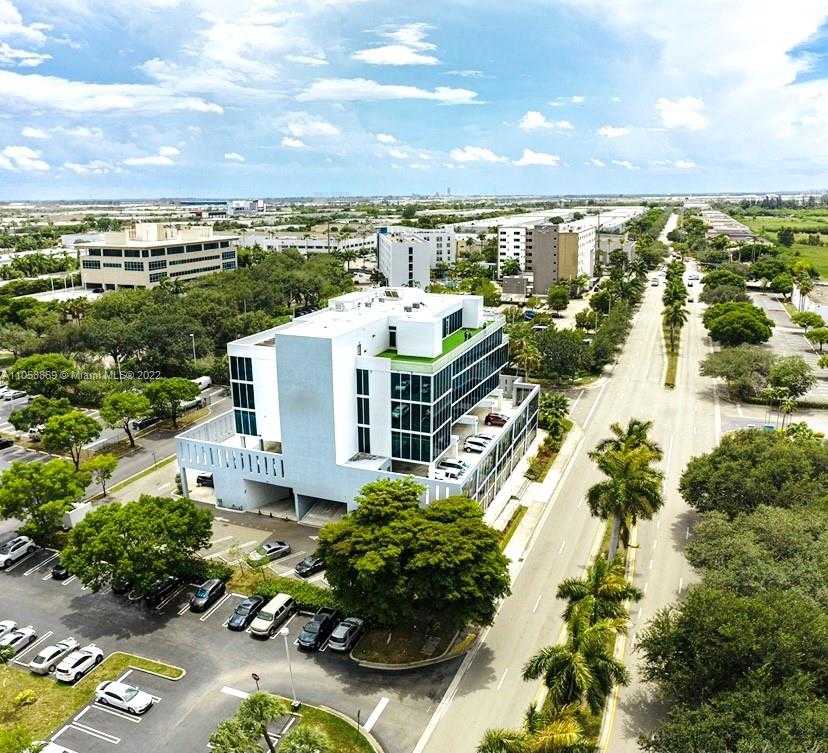 Small Image of 10450 NORTH WEST 33RD ST #405, Doral Number 21