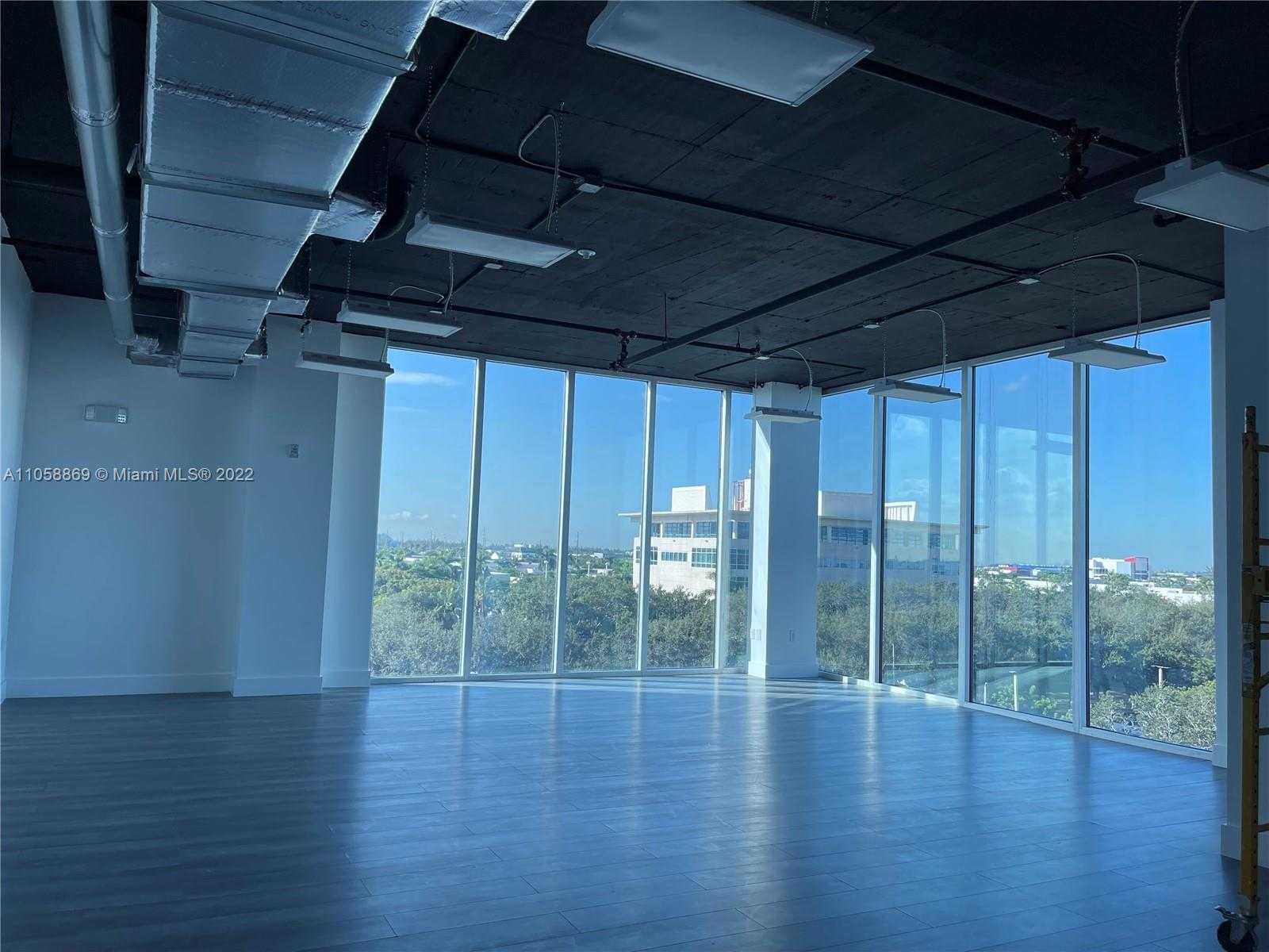 Small Image of 10450 NORTH WEST 33RD ST #405, Doral Number 3