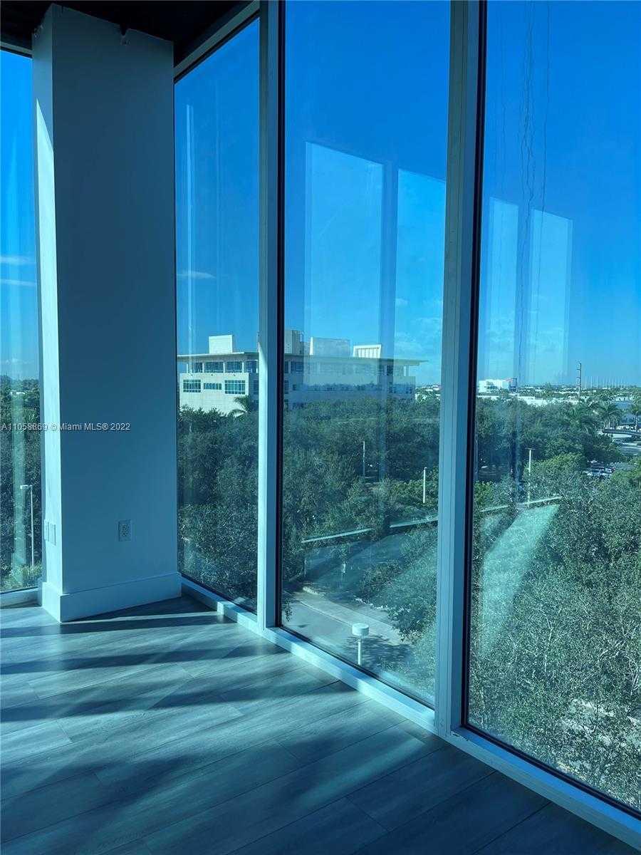 Small Image of 10450 NORTH WEST 33RD ST #405, Doral Number 5