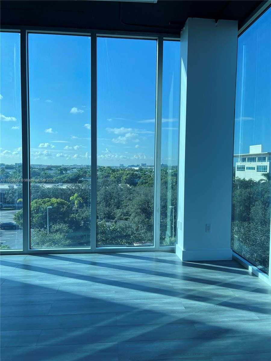 Small Image of 10450 NORTH WEST 33RD ST #405, Doral Number 6