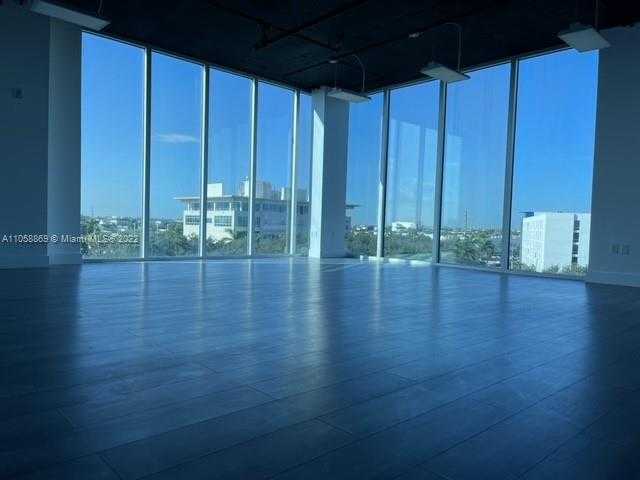 Small Image of 10450 NORTH WEST 33RD ST #405, Doral Number 7
