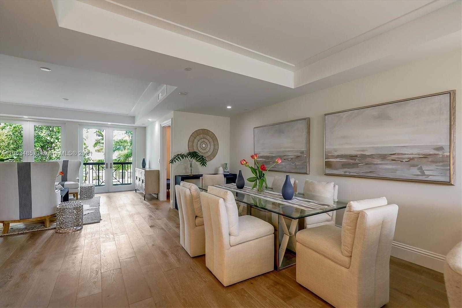 Small Image of 875 9TH ST S, Naples Number 10
