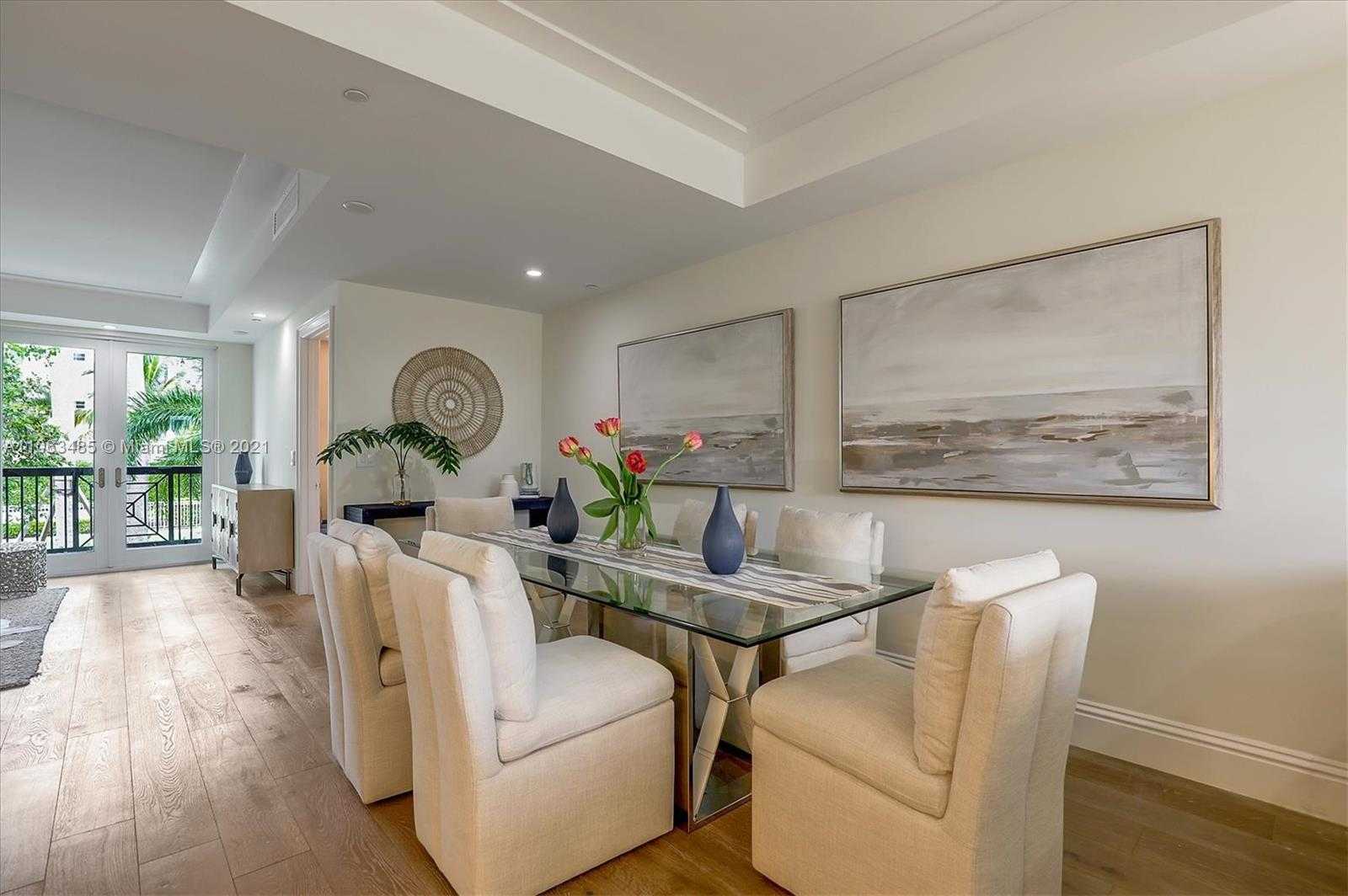 Small Image of 875 9TH ST S, Naples Number 11