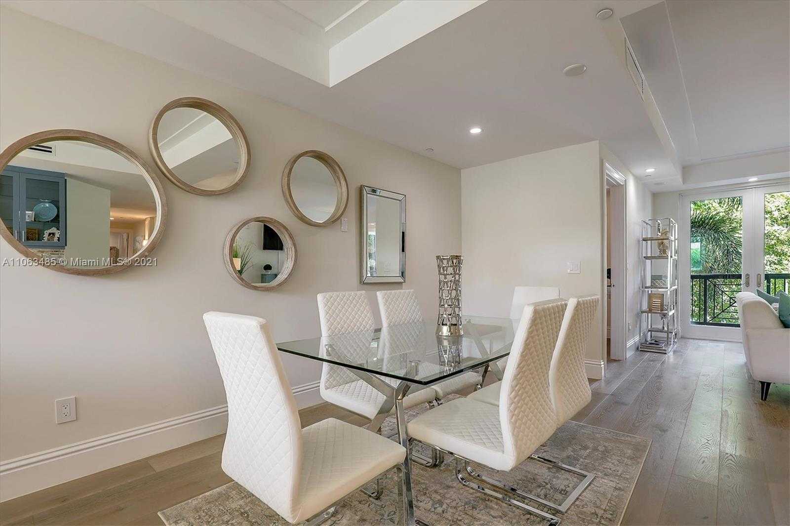 Small Image of 875 9TH ST S, Naples Number 14