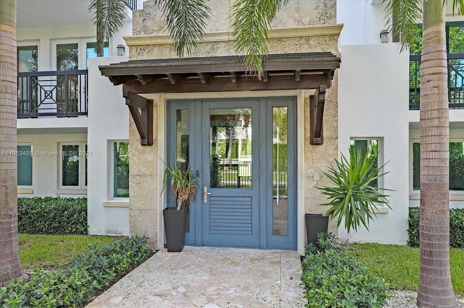 Small Image of 875 9TH ST S, Naples Number 2