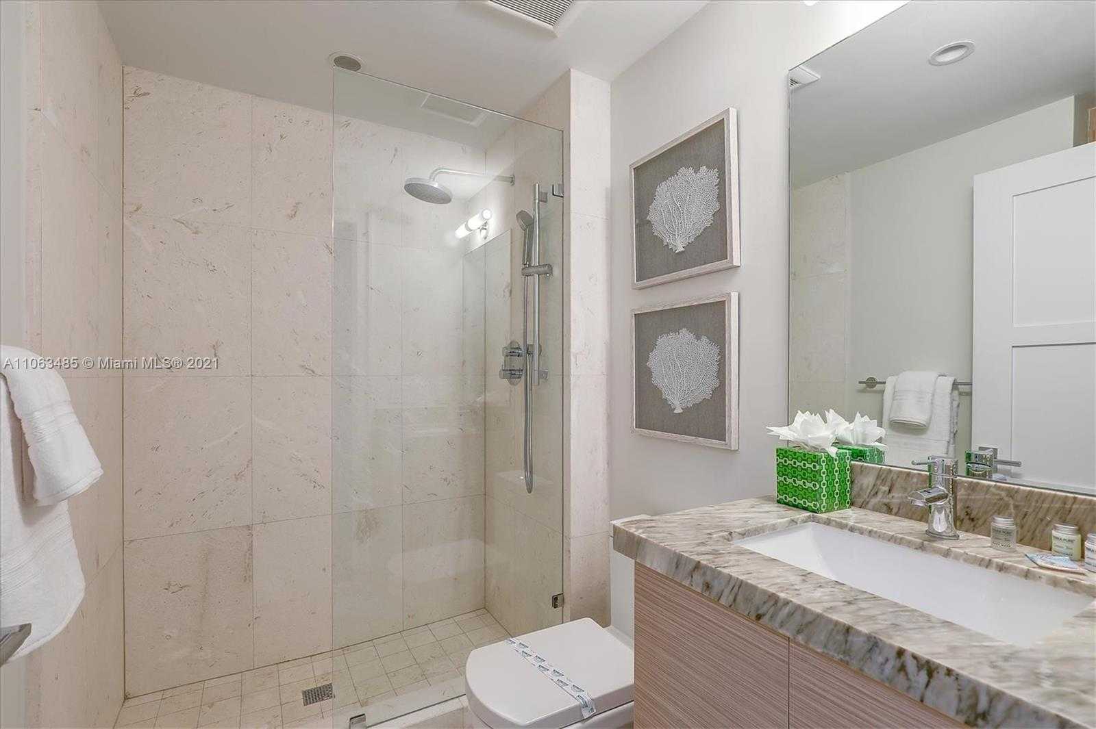 Small Image of 875 9TH ST S, Naples Number 35