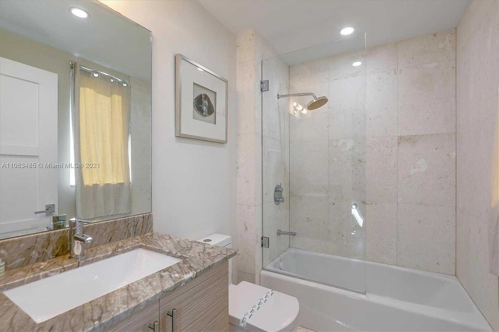 Small Image of 875 9TH ST S, Naples Number 36