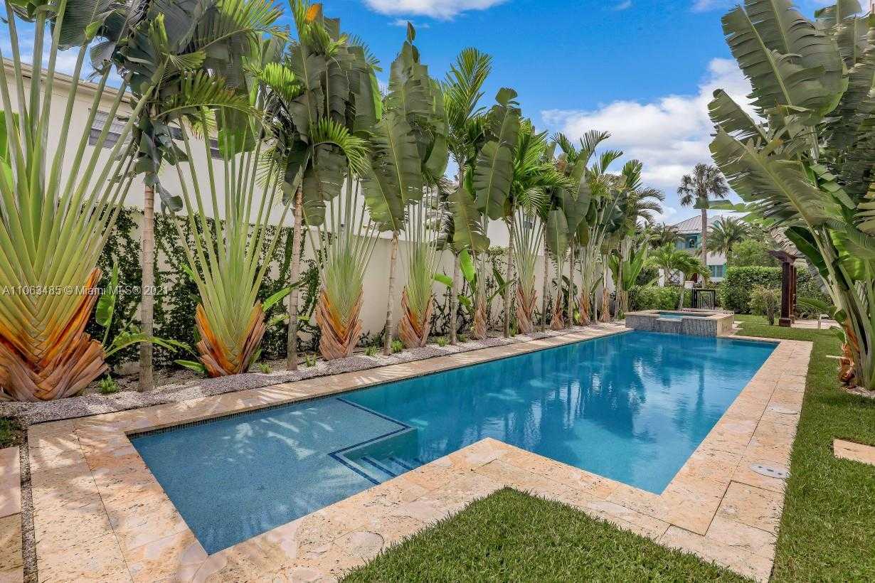 Small Image of 875 9TH ST S, Naples Number 48