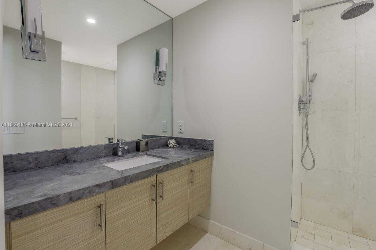 Small Image of 875 9TH ST S, Naples Number 51