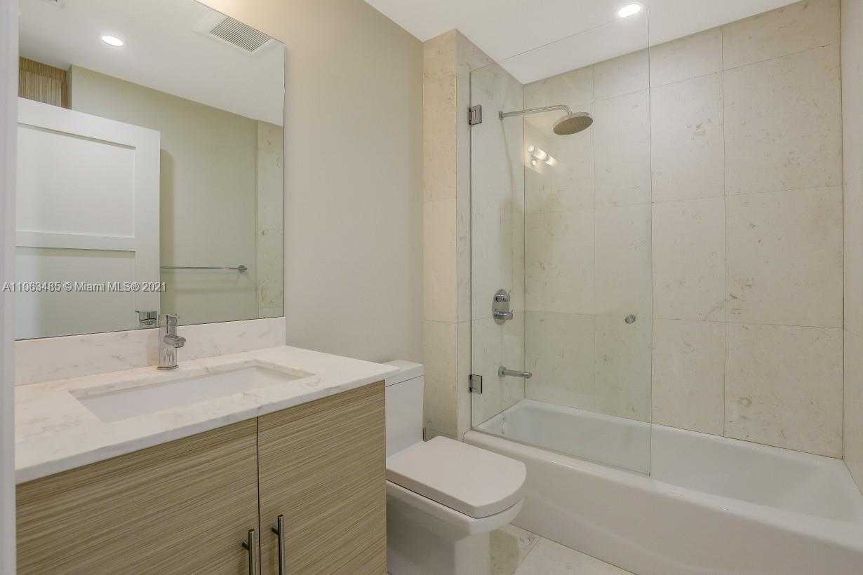 Small Image of 875 9TH ST S, Naples Number 52