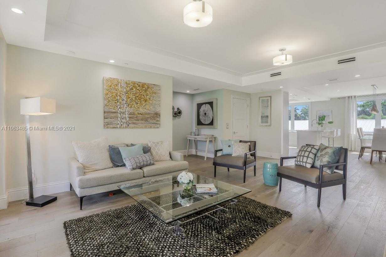 Small Image of 875 9TH ST S, Naples Number 76
