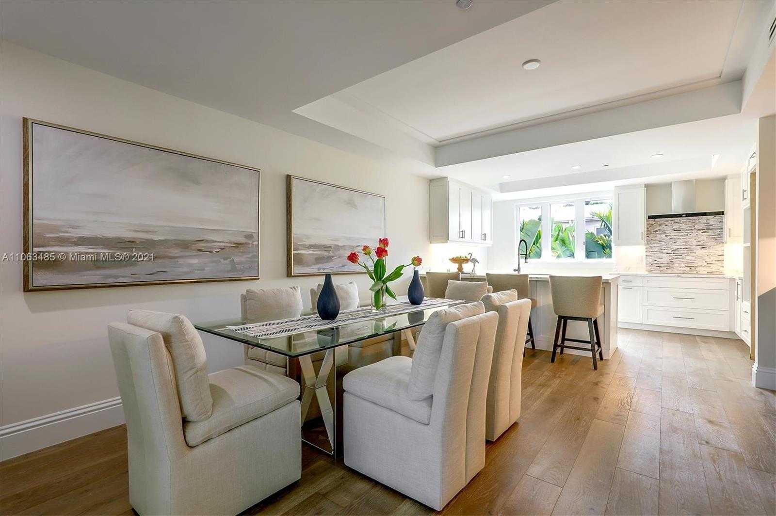 Small Image of 875 9TH ST S, Naples Number 9