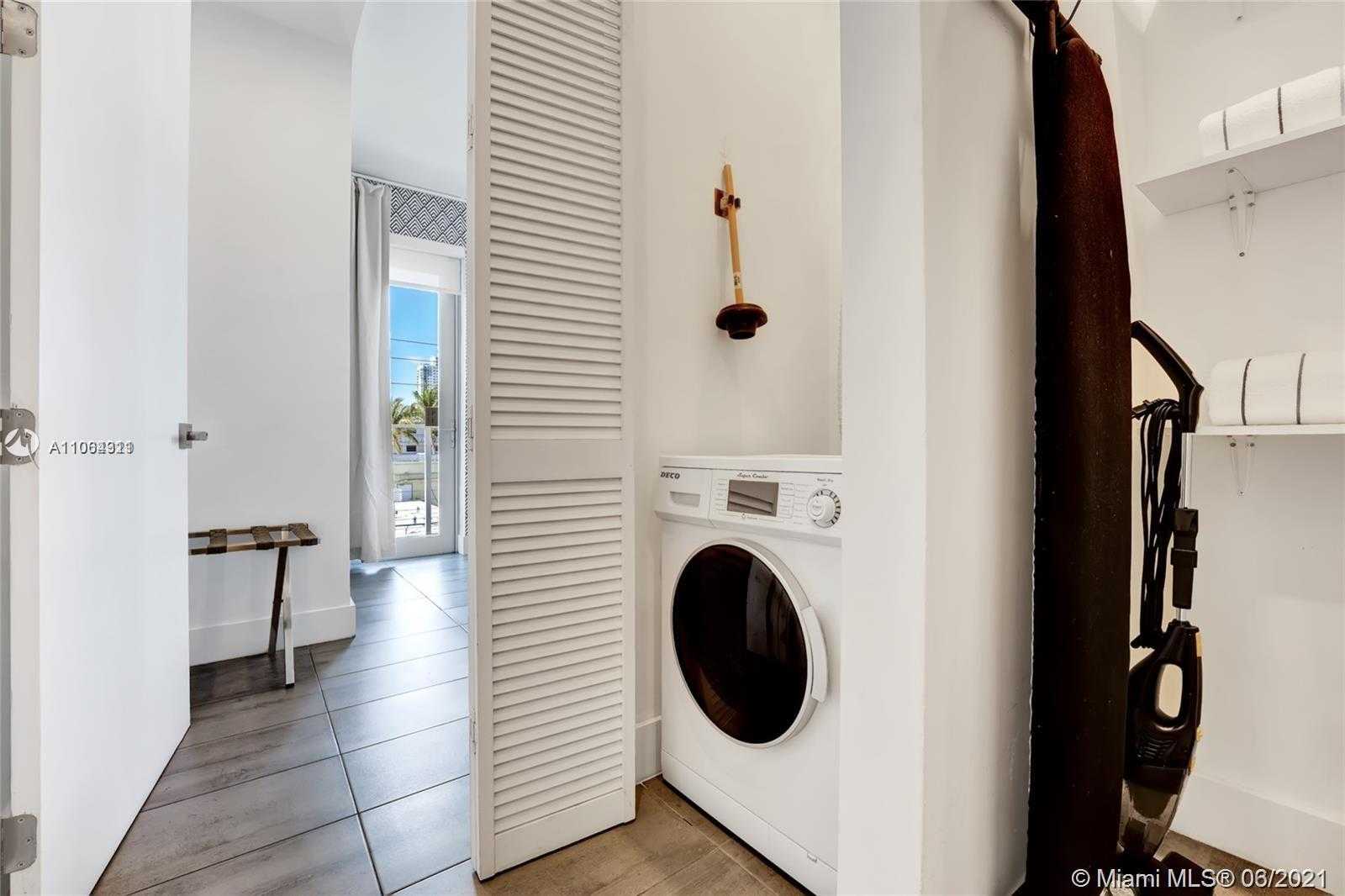 Small Image of 538 MERIDIAN AVE, Miami Beach Number 13
