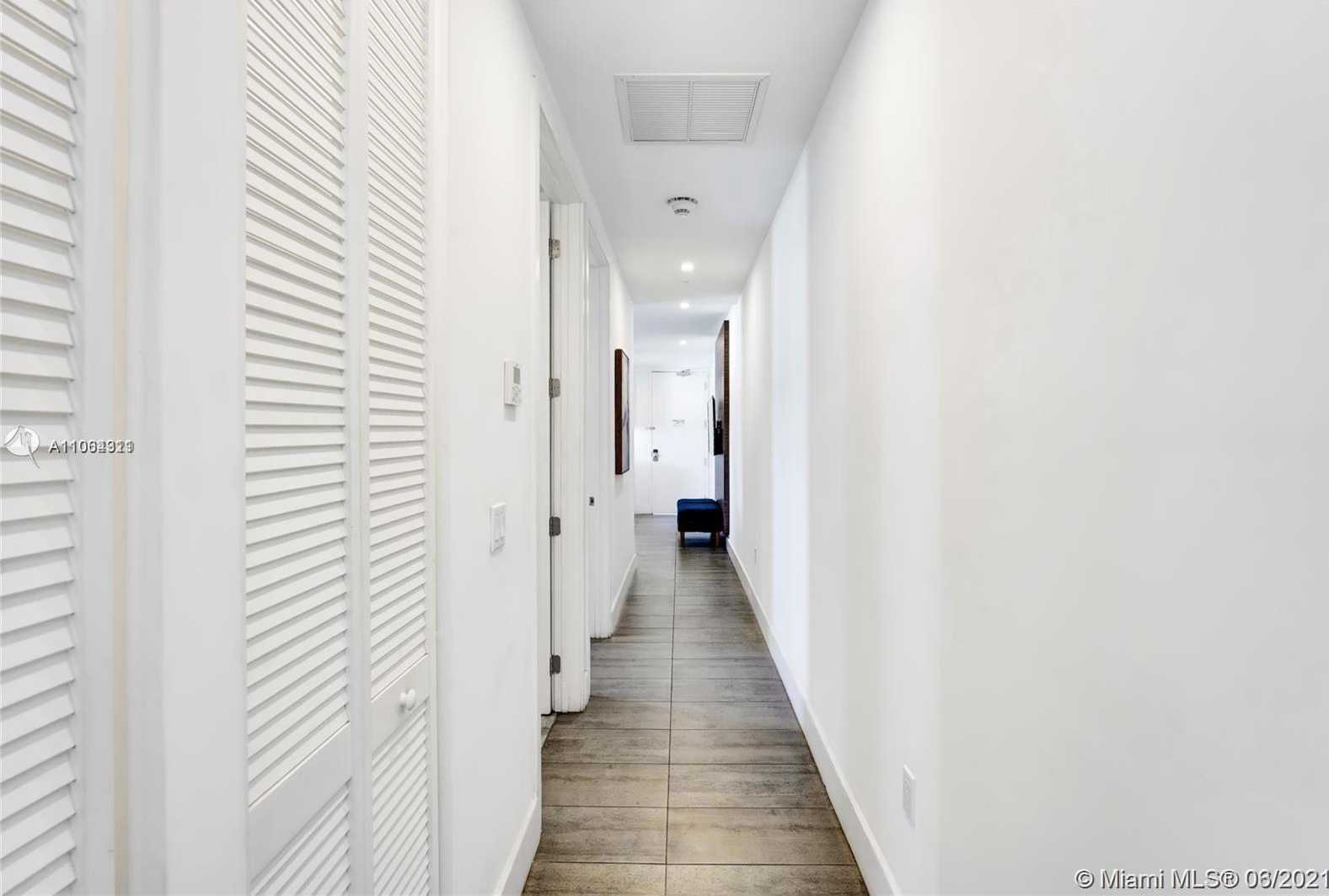 Small Image of 538 MERIDIAN AVE, Miami Beach Number 14