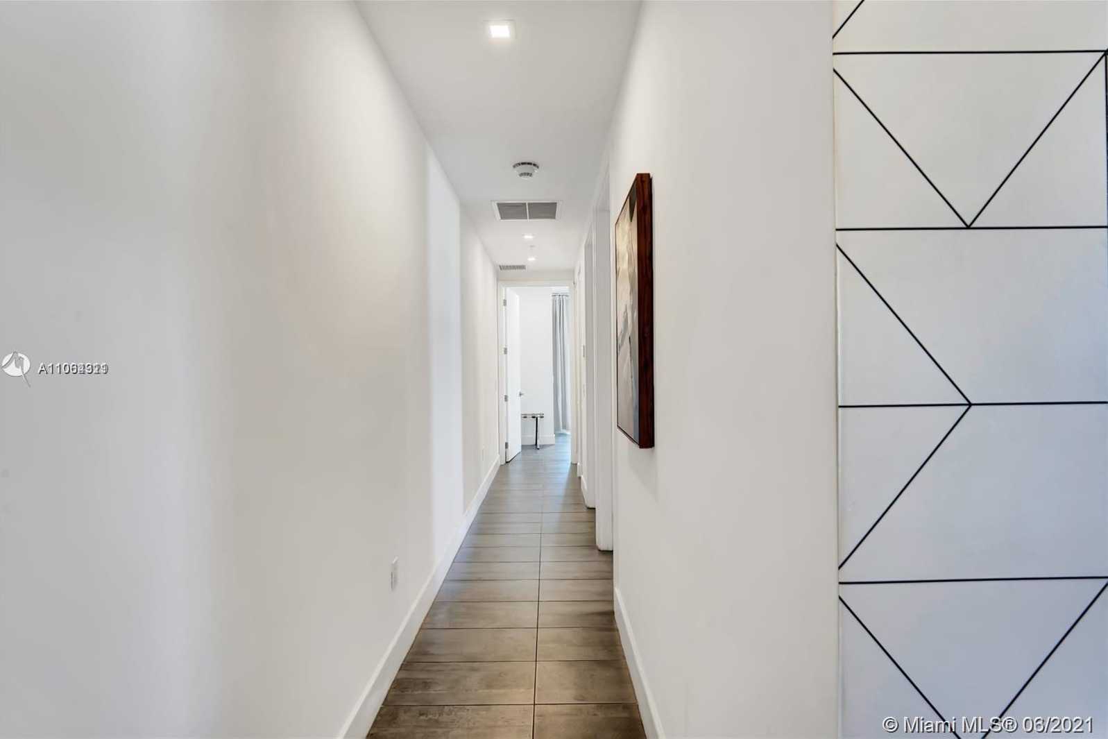 Small Image of 538 MERIDIAN AVE, Miami Beach Number 15