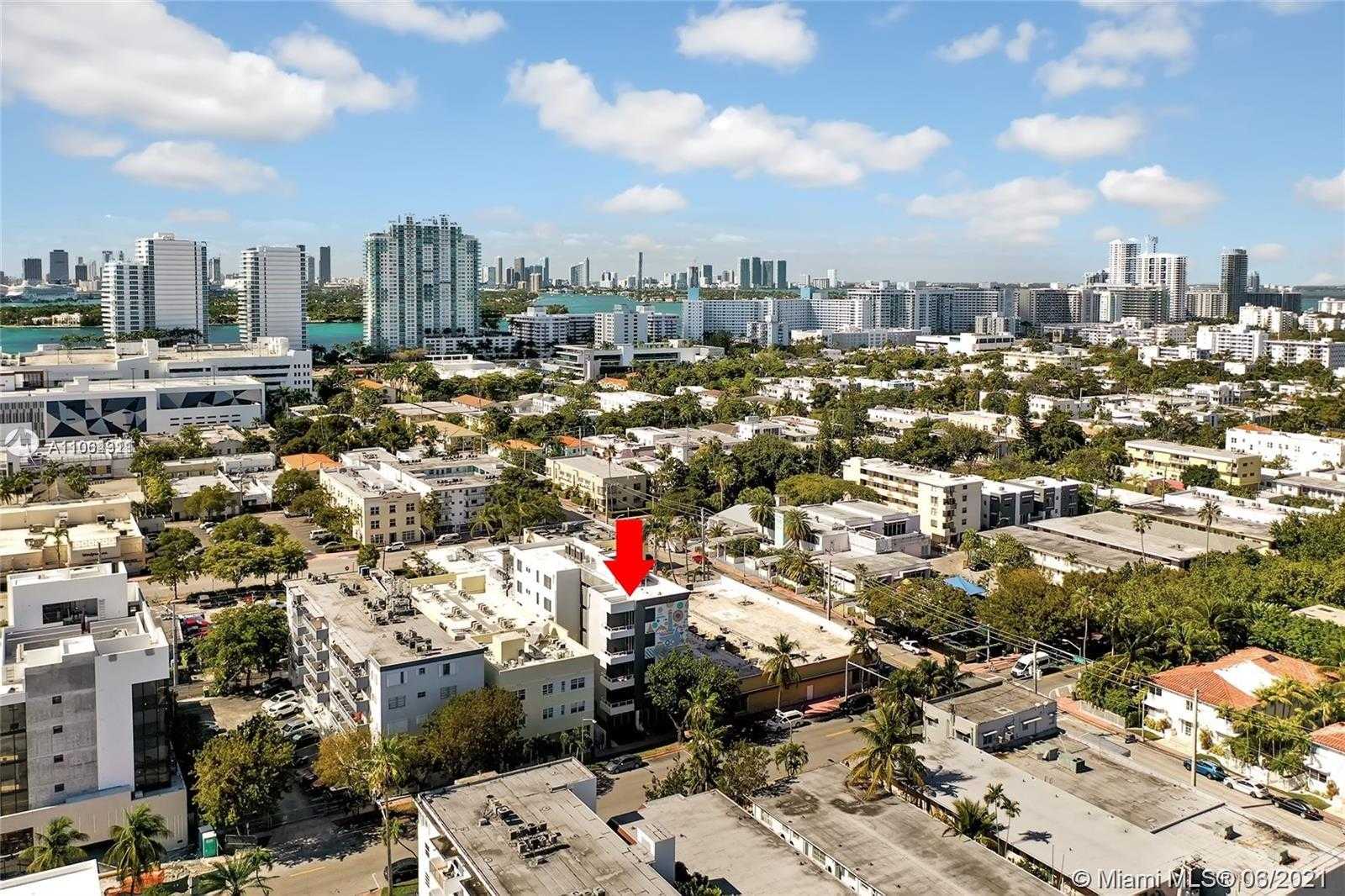 Small Image of 538 MERIDIAN AVE, Miami Beach Number 2