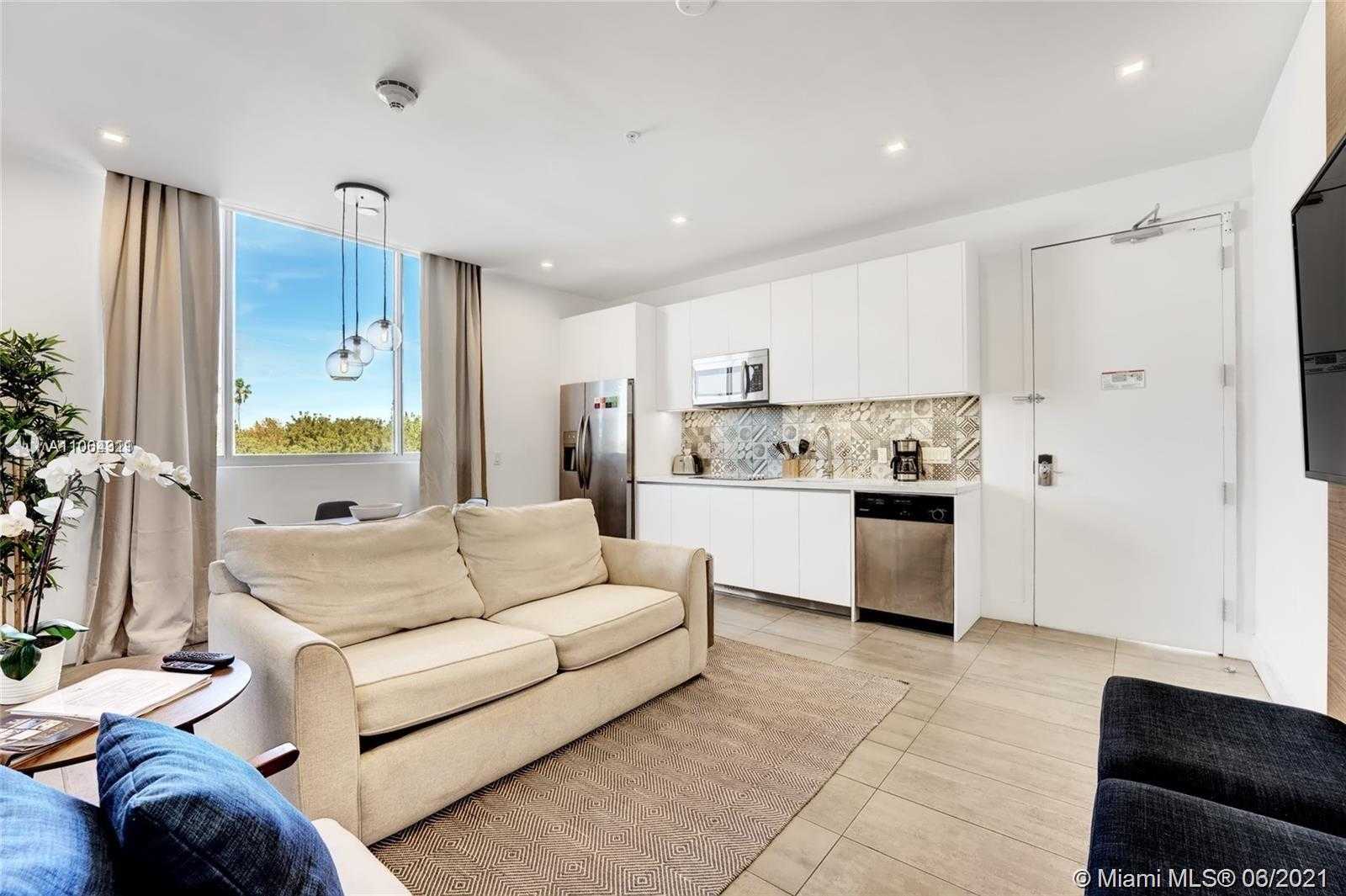 Small Image of 538 MERIDIAN AVE, Miami Beach Number 21
